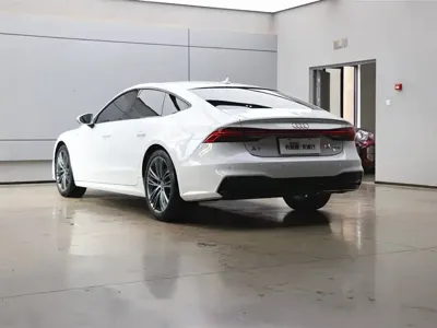 Audi A7 2024, 28000 км, за 338000 CNY - фото 32