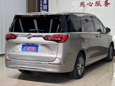 Buick GL8 2023, 69800 км, за 188000 CNY