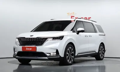 Kia Canival · 2021 год