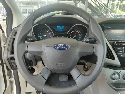 Ford Focus 2014, 37600 км, за 17400 CNY - фото 11
