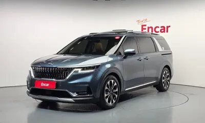 Kia Canival · 2021 год