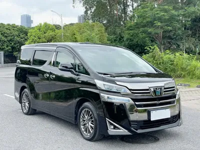 Toyota Vellfire 2022, 77000 км, за 438000 CNY