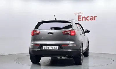 Kia Sportage 2012, 186073 км, за 4400000 KRW