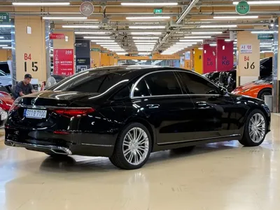Mercedes-Benz S-Class 2023, 33410 км, за 125000000 KRW