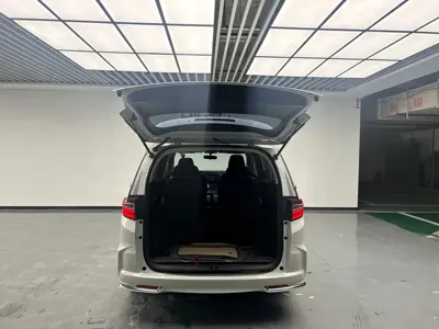 Honda Odyssey 2021, 107000 км, за 108000 CNY - фото 7