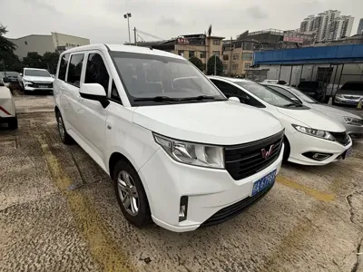 Wuling Hongguang Plus 2019, 90000 км, за 27000 CNY