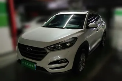 Hyundai Tucson · 2015 год