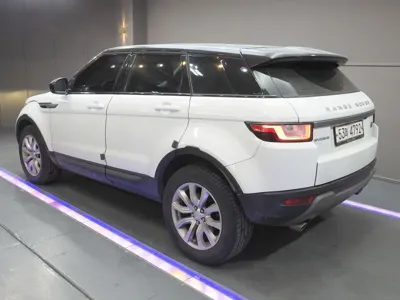 Land Rover Range Rover Evoque 2017, 90018 км, за 10900000 KRW