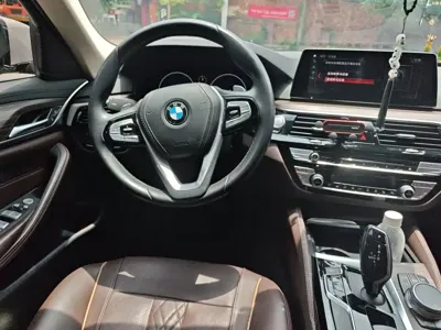 BMW 5 Series 2018, 100600 км, за 117200 CNY - фото 6