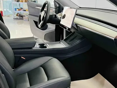 Tesla Model Y 2021, 23000 км, за 159800 CNY - фото 6