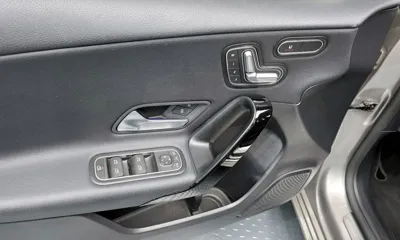 Mercedes-Benz A-Class 2019, 92910 км, за 13900000 KRW - фото 28