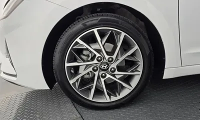 Hyundai Avante 2019, 119399 км, за 11900000 KRW - фото 5