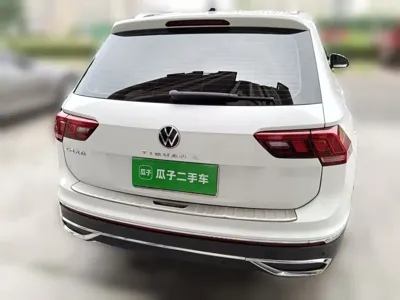 Volkswagen Tiguan L 2023, 68600 км, за 119200 CNY