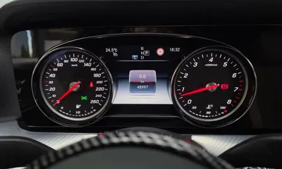 Mercedes-Benz E-Class 2020, 48997 км, за 26500000 KRW - фото 8