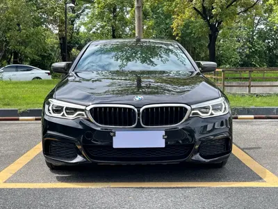 BMW 5 Series 2019, 103000 км, за 179800 CNY