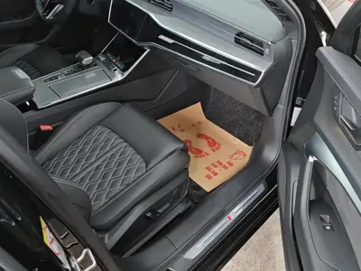 Audi A6L New Energy 2020, 126100 км, за 175000 CNY - фото 8