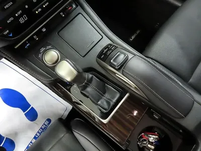 Lexus ES 2017, 78188 км, за 23000000 KRW - фото 12