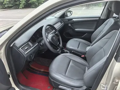 Volkswagen Bora 2019, 80000 км, за 33800 CNY - фото 9
