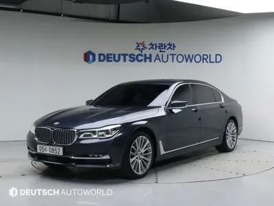 BMW 7-Series · 2016 год