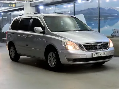 Kia Canival · 2012 год