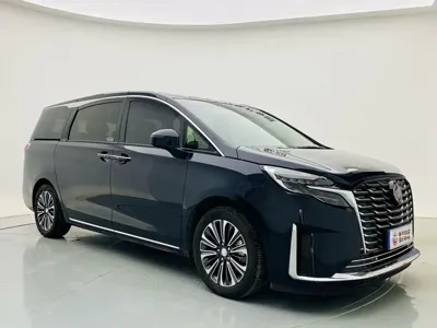 Buick GL8 2022, 98000 км, за 176800 CNY