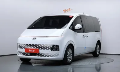 Hyundai Staria · 2023 год