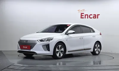 Hyundai Ioniq · 2017 год