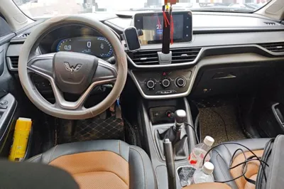 Wuling Hongguang S3 2019, 66000 км, за 33547.98 CNY - фото 9