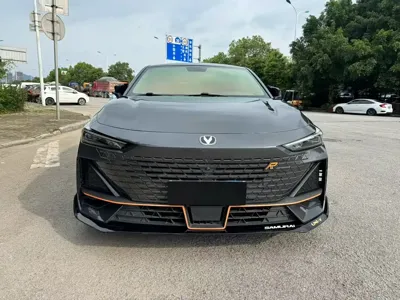 Changan UNI-V 2023, 47000 км, за 63800 CNY