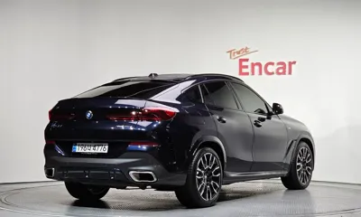 BMW X6 2025, 40724 км, за 102000000 KRW