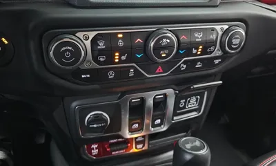 Jeep Wrangler 2023, 10101 км, за 53500000 KRW - фото 31