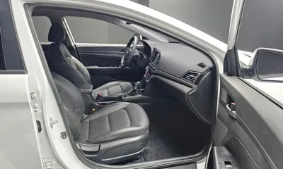 Hyundai Avante 2018, 154437 км, за 7300000 KRW - фото 11