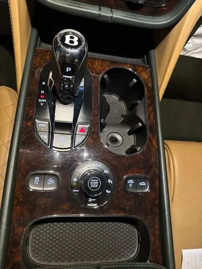 Bentley Bentayga 2018, 99638 км, за 86000000 KRW - фото 9
