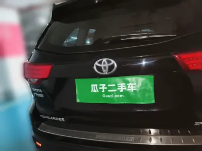 Toyota Highlander · 2015 год