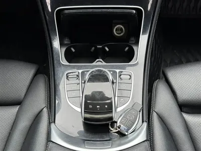 Mercedes-Benz GLC Coupe 2018, 100000 км, за 105800 CNY - фото 21