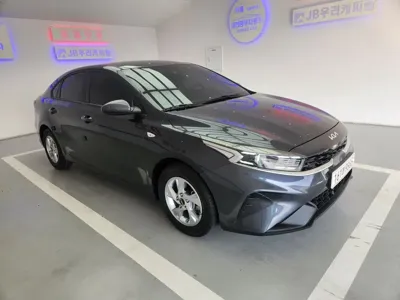 Kia K3 · 2022 год