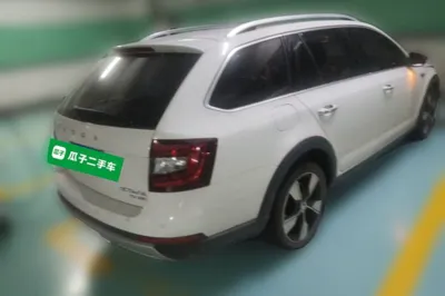 Skoda Octavia 2019, 106300 км, за 60026.07 CNY