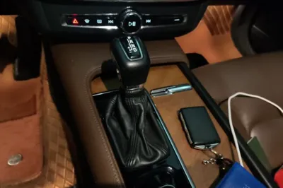 Volvo S90 2019, 84000 км, за 155442.37 CNY - фото 13