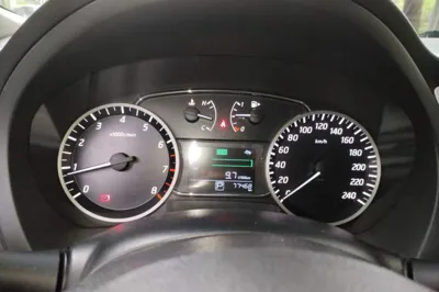 Nissan Sylphy 2016, 77400 км, за 45287.03 CNY - фото 11