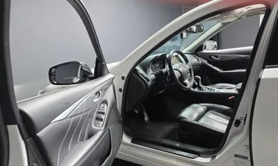 Infiniti Q50 2016, 129562 км, за 10700000 KRW - фото 10