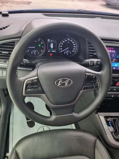 Hyundai Avante 2017, 126041 км, за 7500000 KRW - фото 11