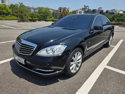 Mercedes-Benz S-Class · 2011 год