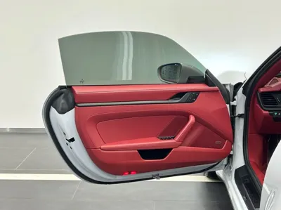 Porsche 911 2025, 9777 км, за 245000000 KRW - фото 9