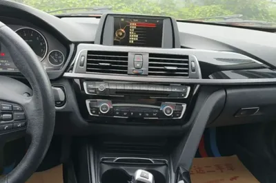 BMW 3 Series 2017, 98000 км, за 63289 CNY - фото 16