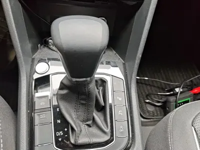 Volkswagen Tiguan L 2022, 74200 км, за 102600 CNY - фото 14