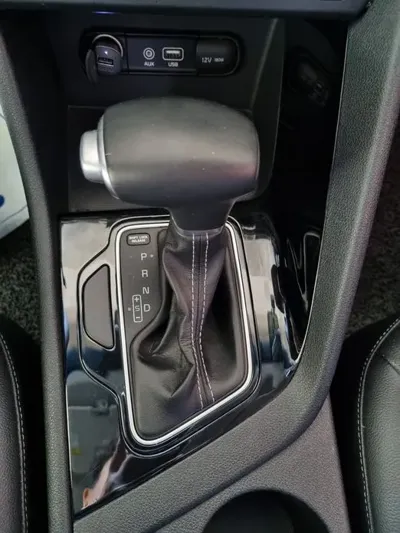 Kia Niro 2017, 115464 км, за 12900000 KRW - фото 9