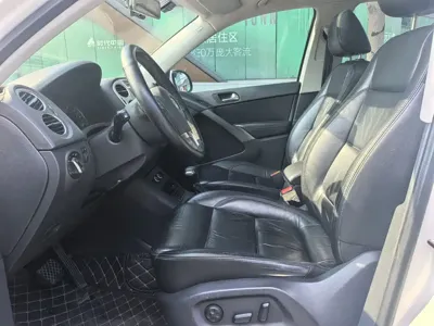 Volkswagen Tiguan 2010, 160000 км, за 13799 CNY - фото 8