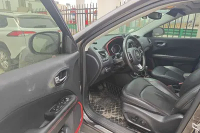 Jeep Compass 2017, 104100 км, за 54159.42 CNY - фото 13