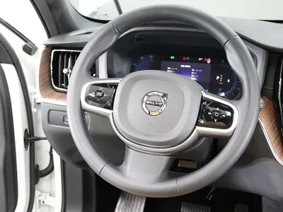 Volvo XC60 2025, 25845 км, за 51800000 KRW - фото 7