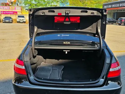 Mercedes-Benz E-Class 2011, 129872 км, за 5800000 KRW - фото 8